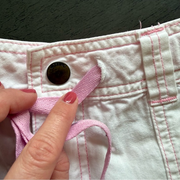 VTG Mossimo Y2K White Utility Cargo Shorts Pink Contrast Stitching Sz M - Picture 3 of 9